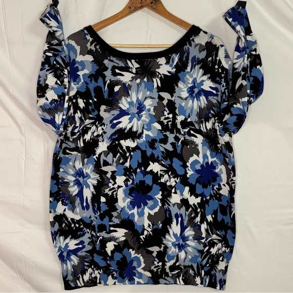 Lane Bryant Blue, White, Black & Gray Floral Print Cardigan Sweater Size 18/20 - Picture 5 of 16